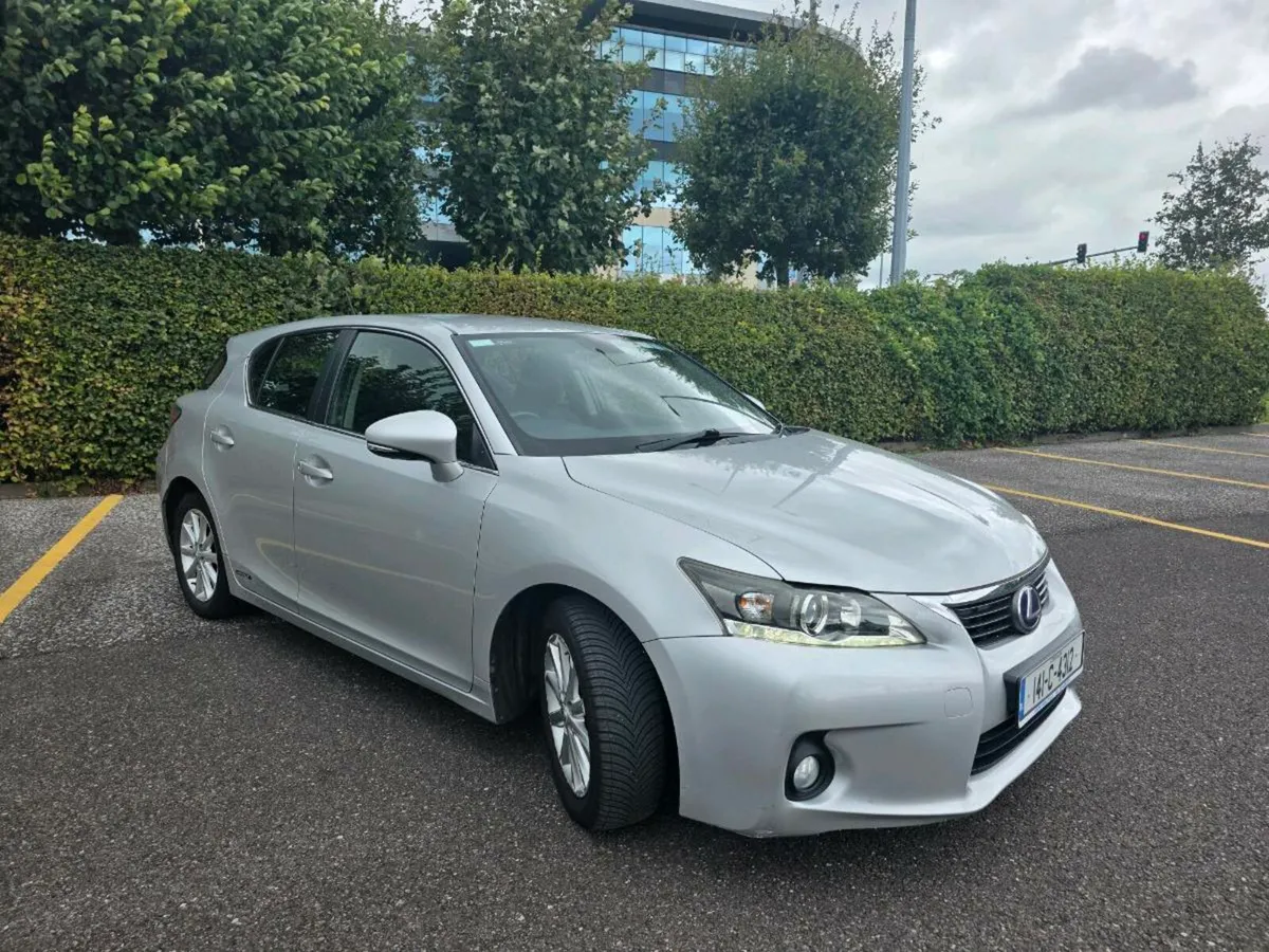 Lexus ct200h hybrid Automatic - Image 2