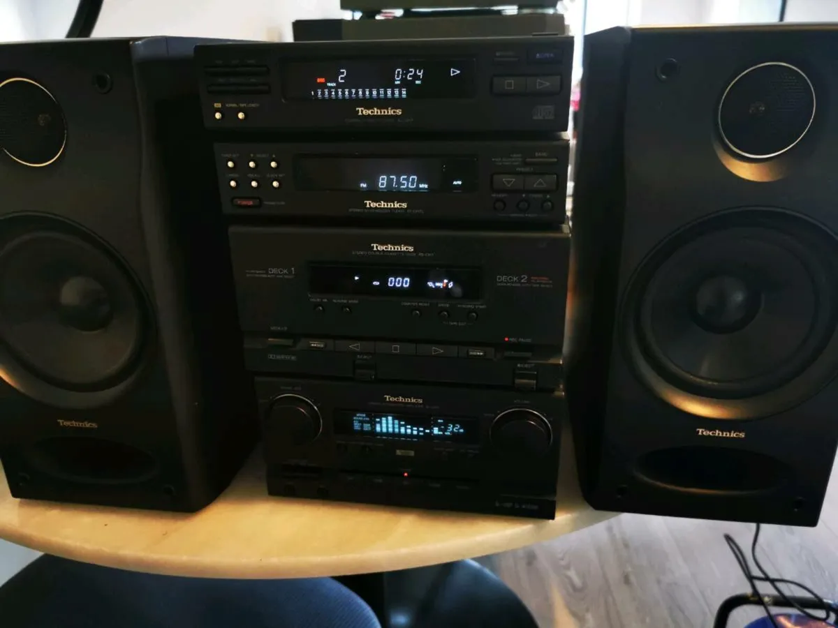 Technics Hi-Fi- Classy ! Amazing sound - Image 1
