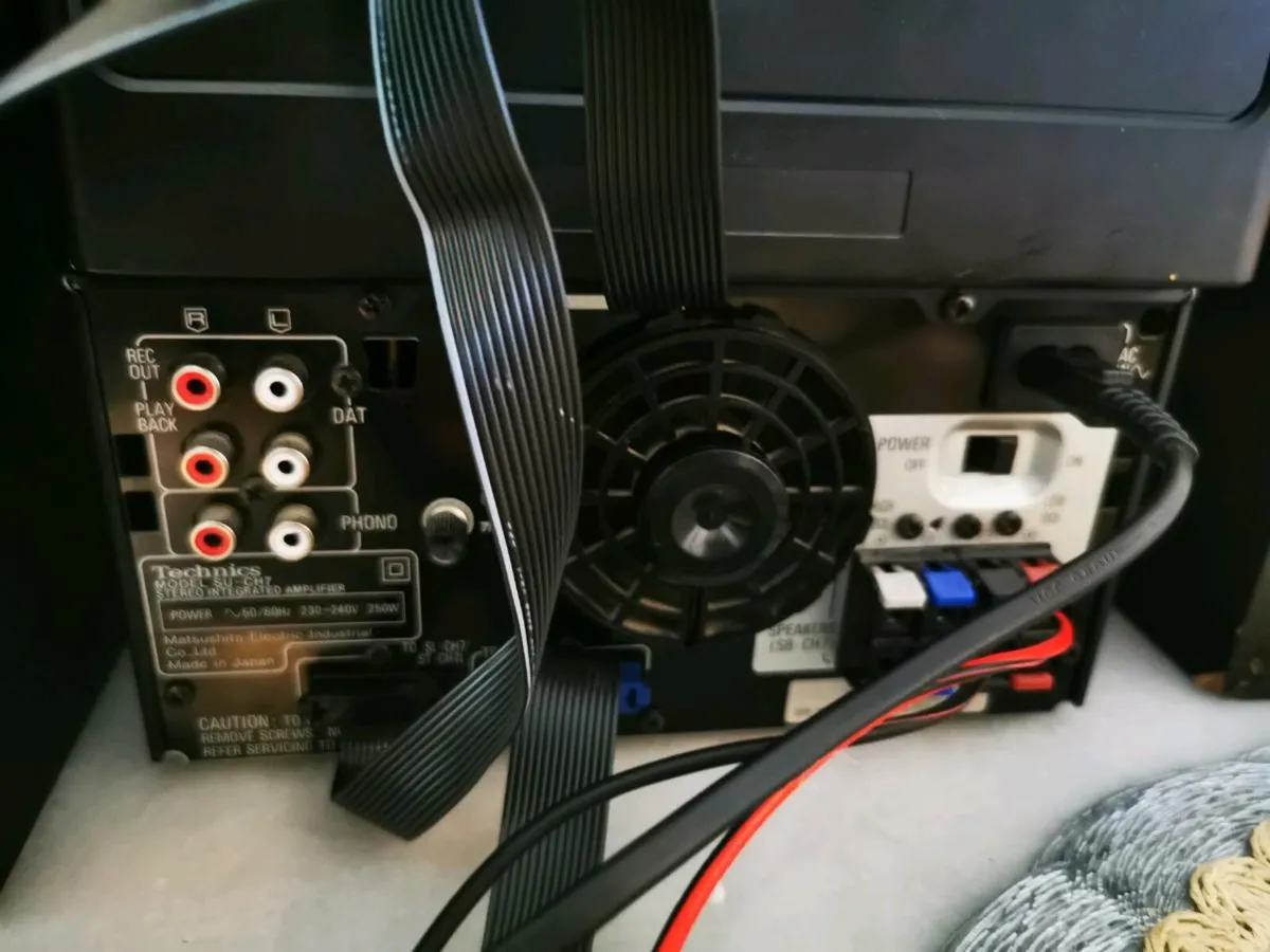 Technics Hi-Fi- Classy ! Amazing sound - Image 3