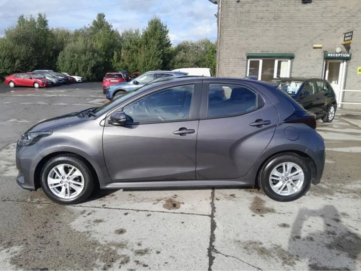 Toyota Yaris 1.0 Luna 4DR - Image 4