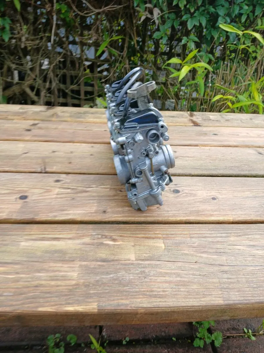 Suzuki GSXR 750/1100 Flat slide  Carbs - Image 3