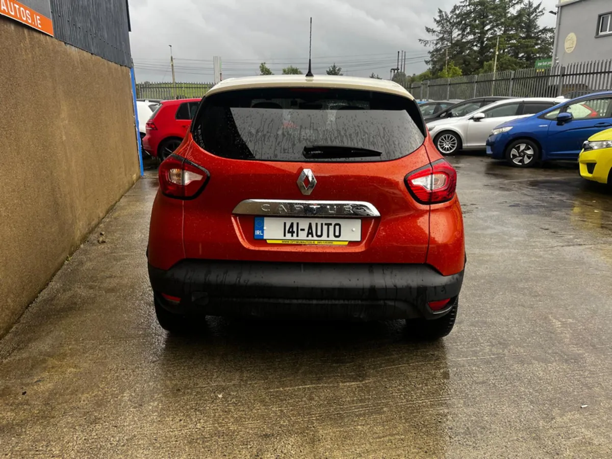 Renault Captur 1.2 PETROL AUTOMATIC - Image 3
