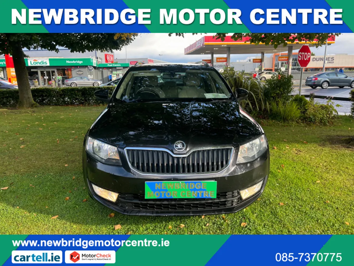 Skoda Octavia ELEGANCE  DSG  AUTOMATIC ESTATE - Image 2