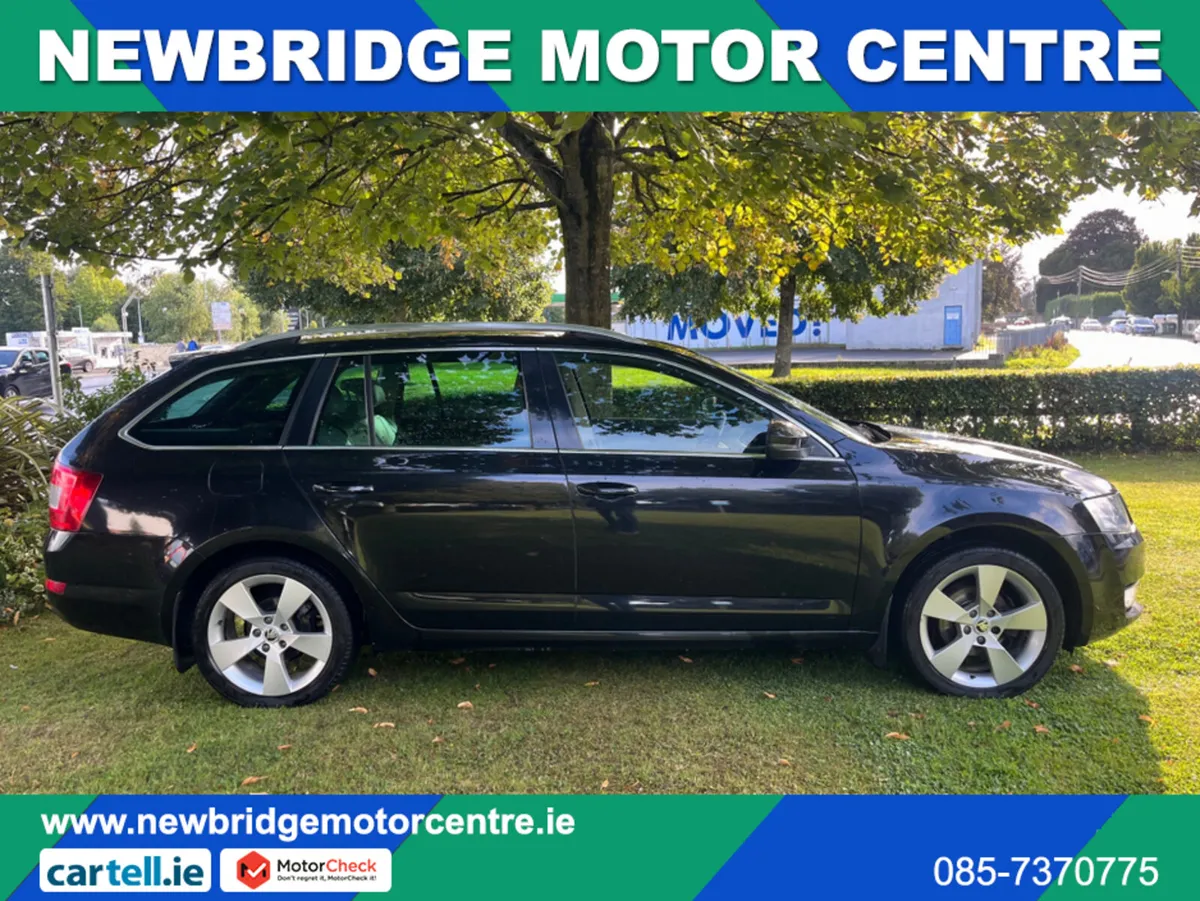 Skoda Octavia ELEGANCE  DSG  AUTOMATIC ESTATE - Image 4