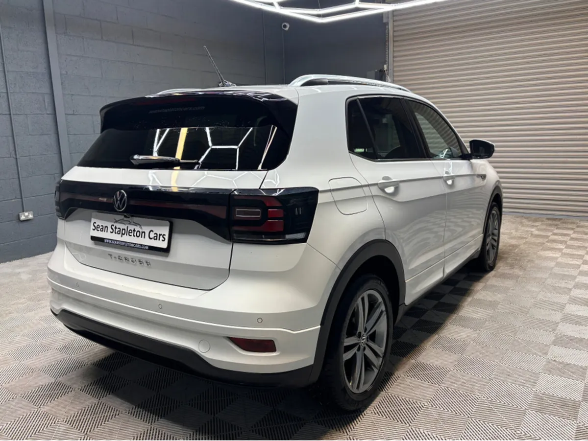 Volkswagen T-Cross R-LINE 1.0 TSI MANUAL 6SPEED FW - Image 3