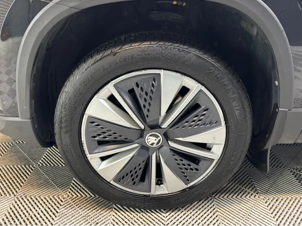 Skoda Karoq AMBITION 2.0 TDI 115HP 5 5DR - Image 4