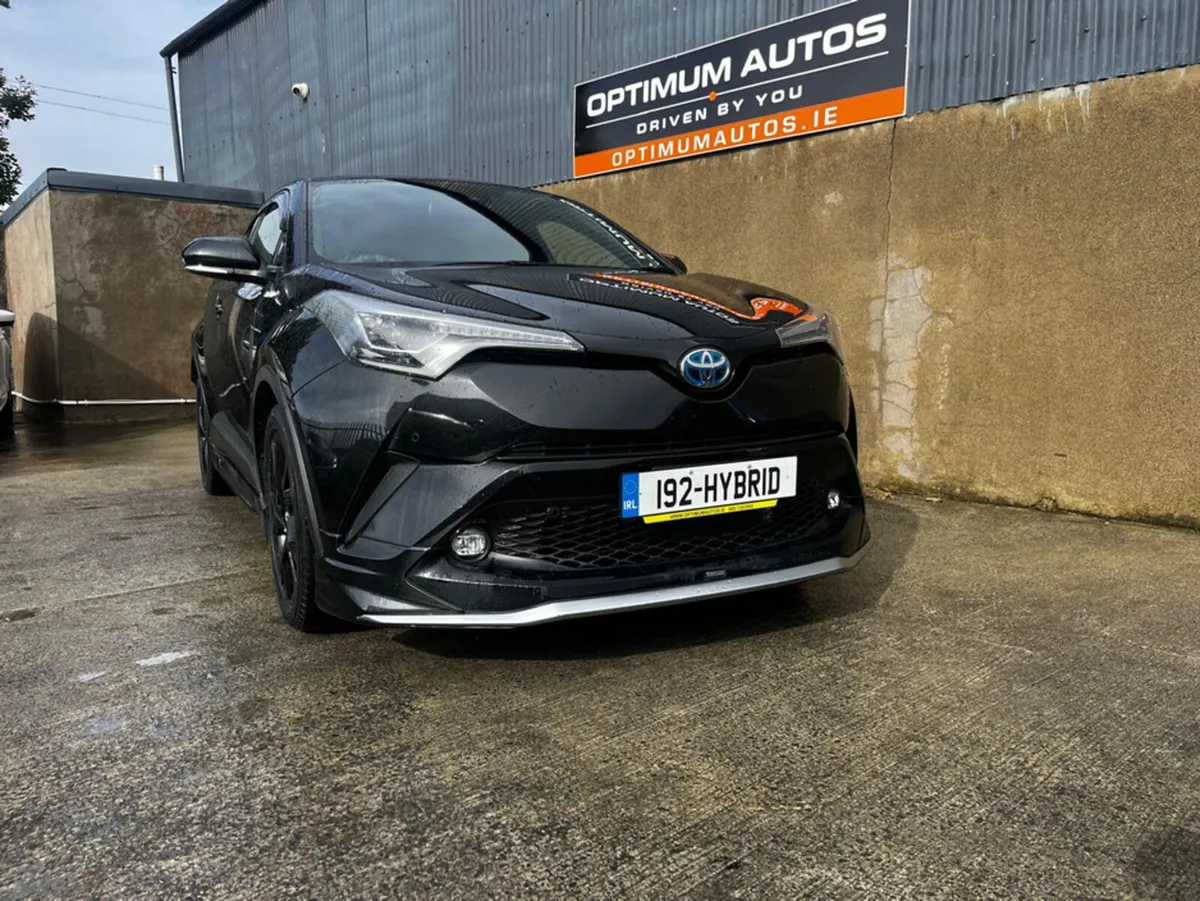 Toyota C-HR 1.8 HYBRID PETROL HIGH SPEC - Image 2