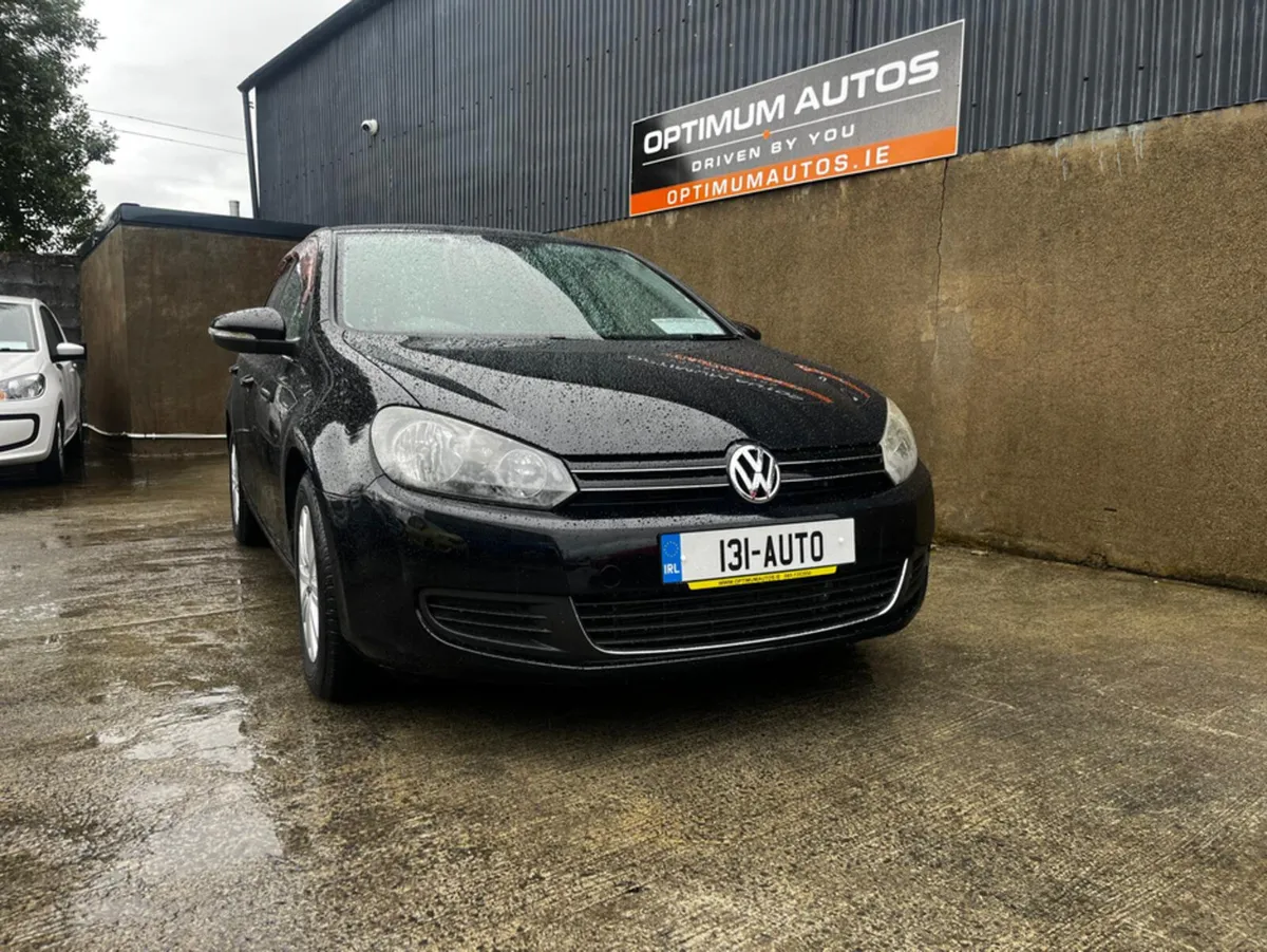 Volkswagen Golf 1.2 PETROL AUTOMATIC - Image 2