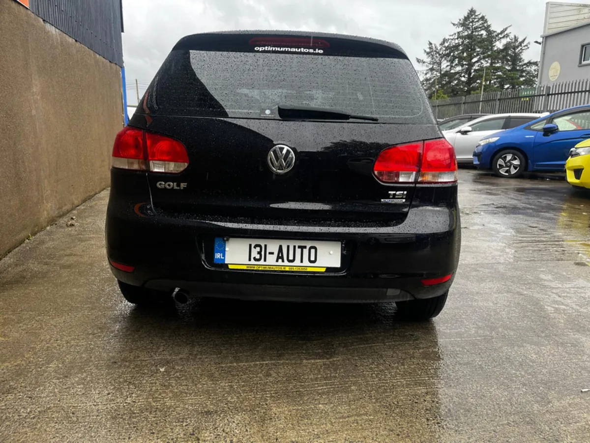 Volkswagen Golf 1.2 PETROL AUTOMATIC - Image 3