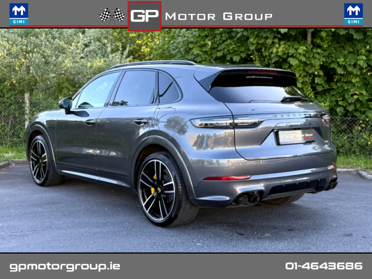 Porsche Cayenne TURBO S 4.0 V8 E-HYBRID *1 YEAR WA - Image 4