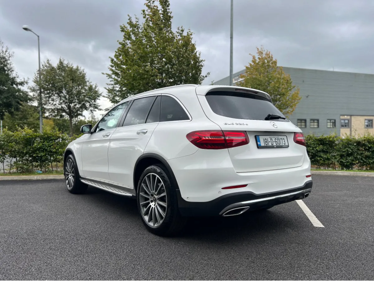 Mercedes-Benz GLC AMG PREMIUM PLUS 2.1AUTO - Image 3