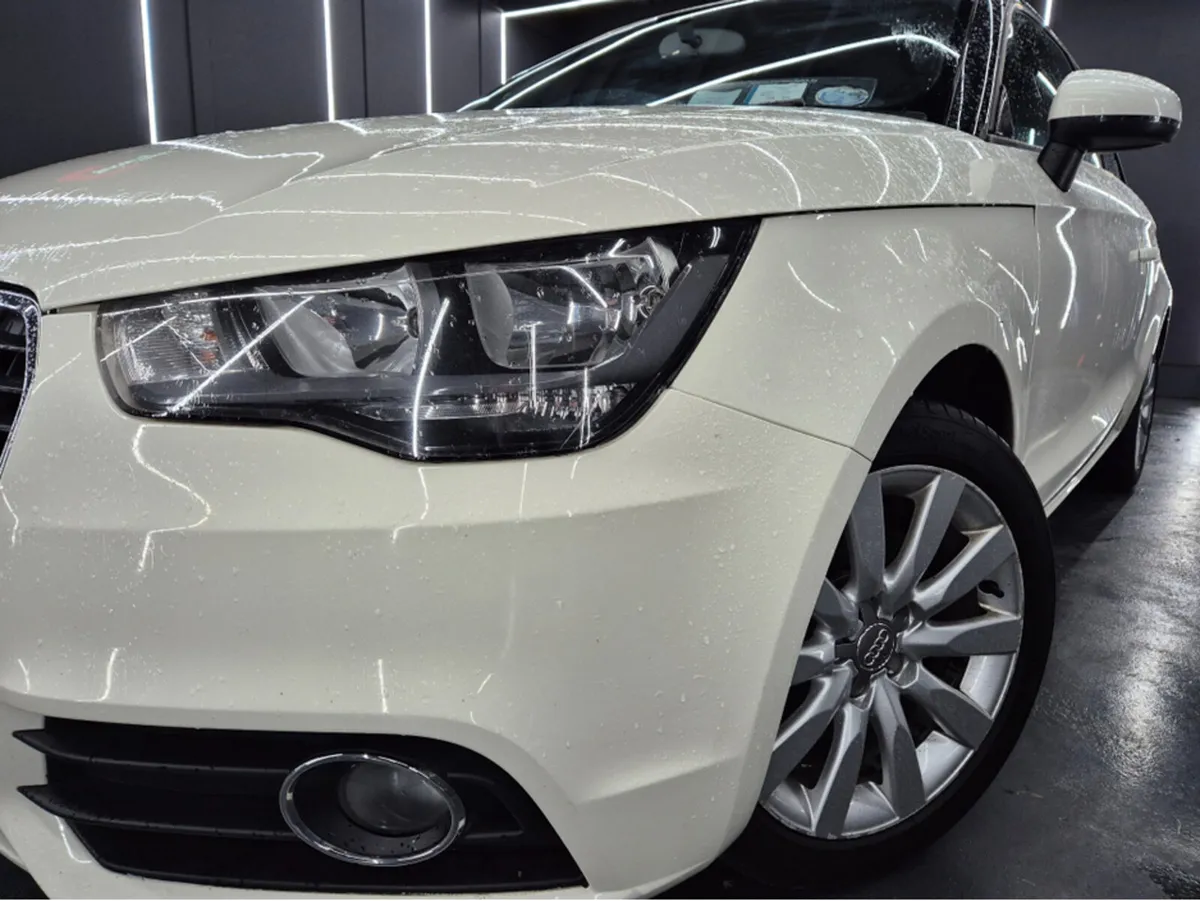 Audi A1 1.6 TDI SPORT 104BHP 3DR - Image 3