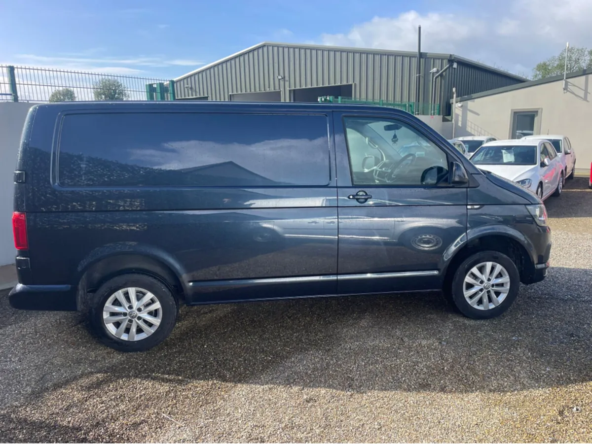 Volkswagen Transporter T28 HLN TDI B P/V HIGHLINE - Image 4