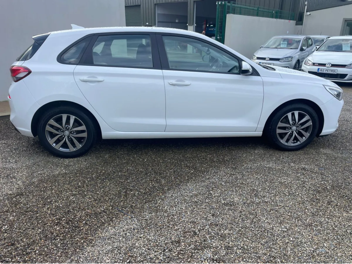 Hyundai i30 SE CRDI - Image 4