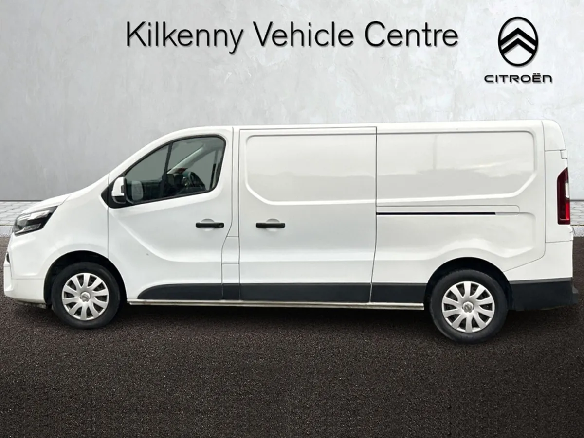 Nissan Primastar LWB 130 SV MY22 4DR - Image 3