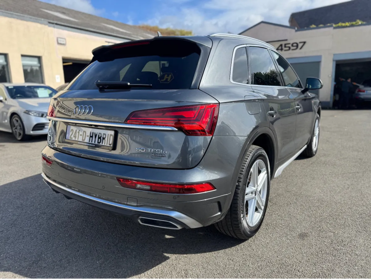 Audi Q5 S LINE 50 TFSI E QUATTRO - Image 4
