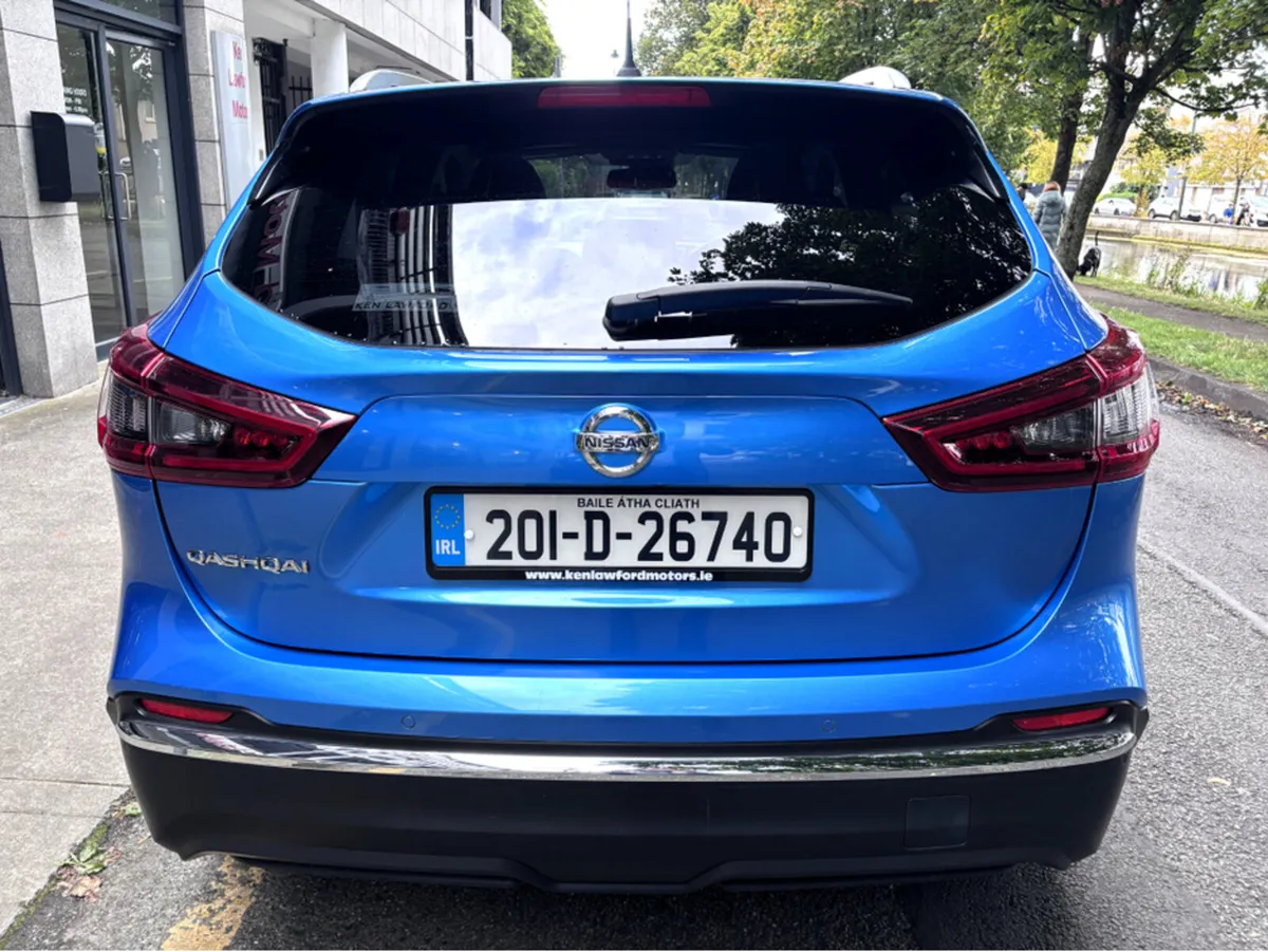Nissan Qashqai 1.3 PET SE MY20 5DR - Image 4