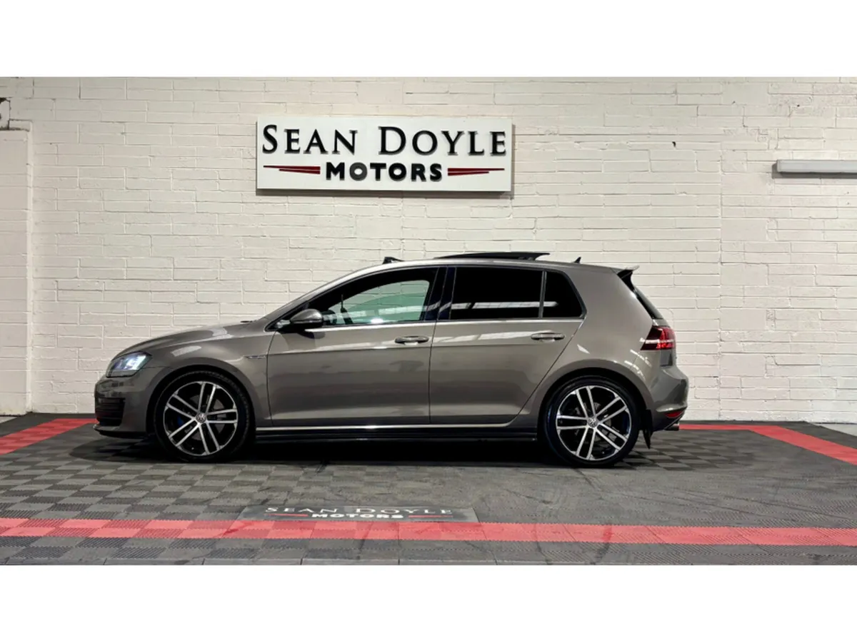 Volkswagen Golf 2.0 TDI GTD 5DR 184PS AUTO *High S - Image 4