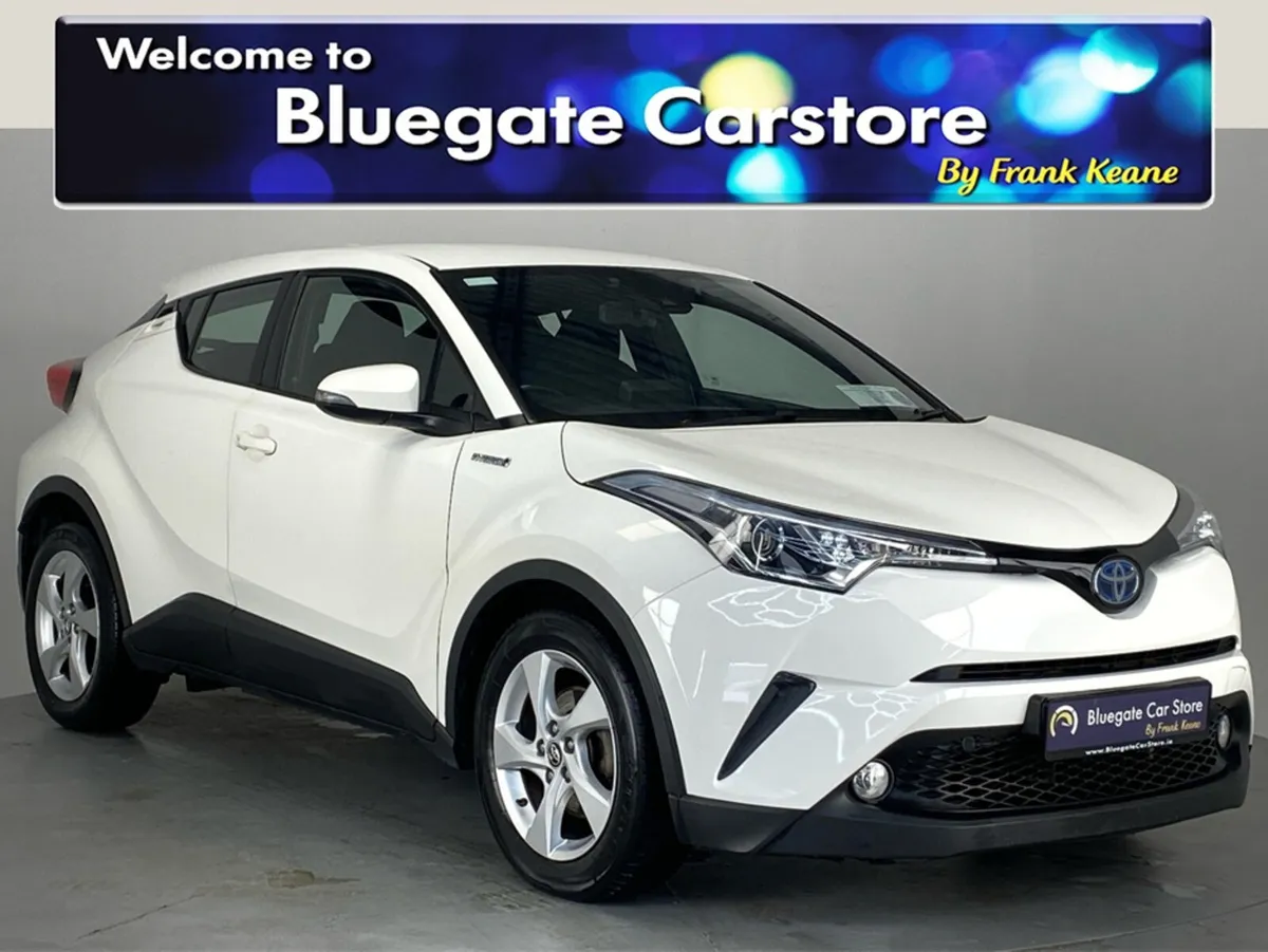 Toyota C-HR HYBRID LUNA 4DR AUTO**SEMI DIGITAL DAS