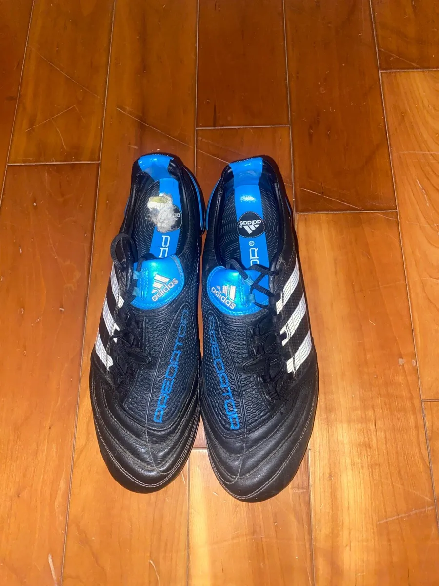 Football boots - Image 4