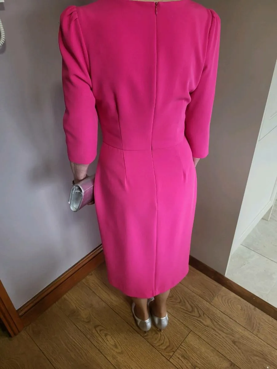 Dress / full outfit - Image 2