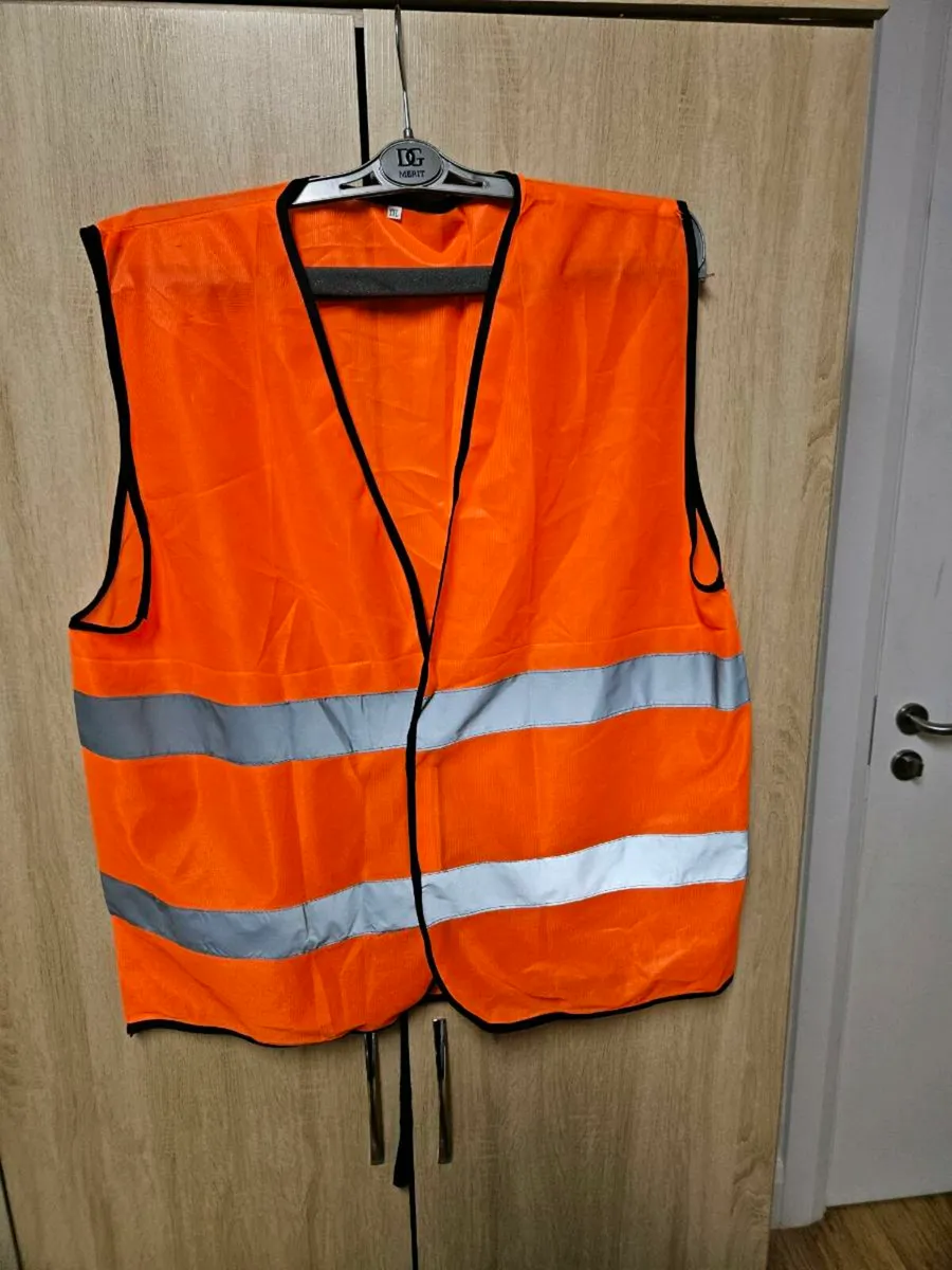 HV vest type - Image 3