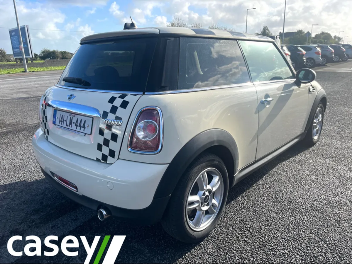 Mini Cooper 1.6 D 3DR ONE - Image 2