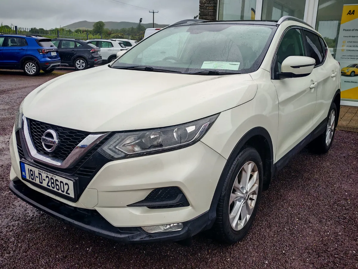 NISSAN QASHQAI 1.2 SV 18 4DR - Image 2