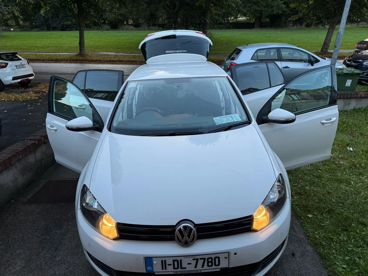 2011 Golf 1.2 Petrol - Image 1