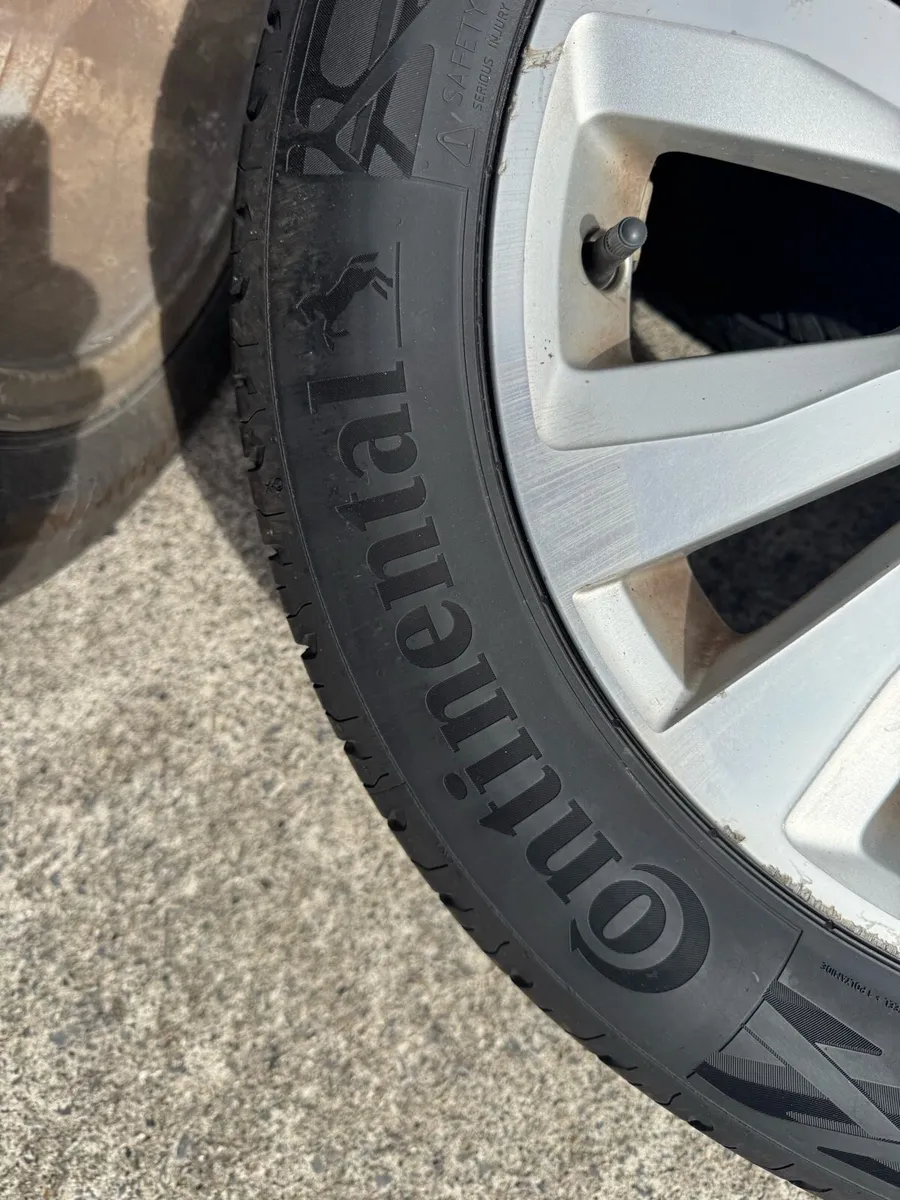 R16 Continental Tyres 205/55 CADDY GOLF , PASSAT - Image 4