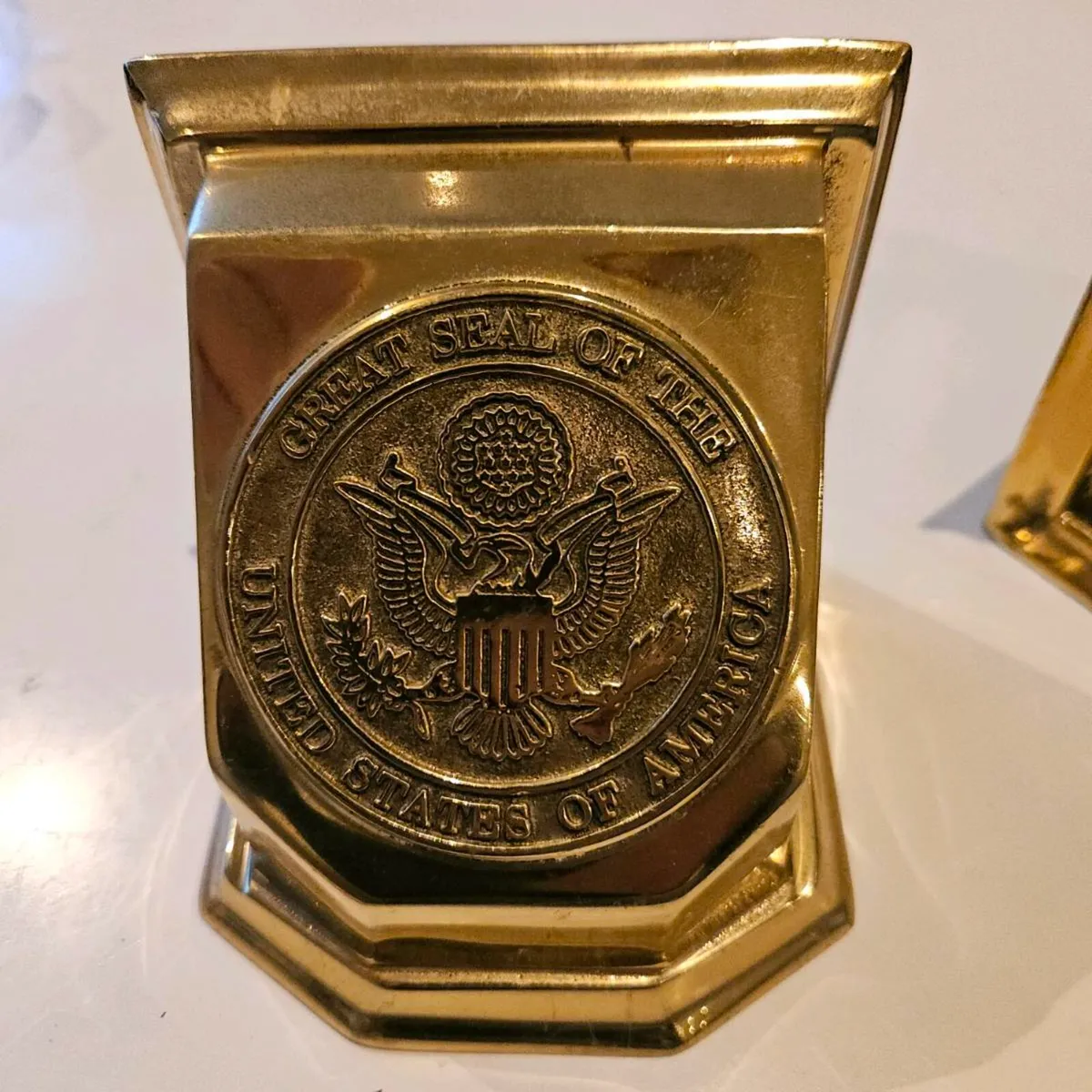 Brass US bookends - Image 1