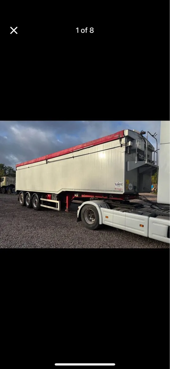 Trailer - Image 1