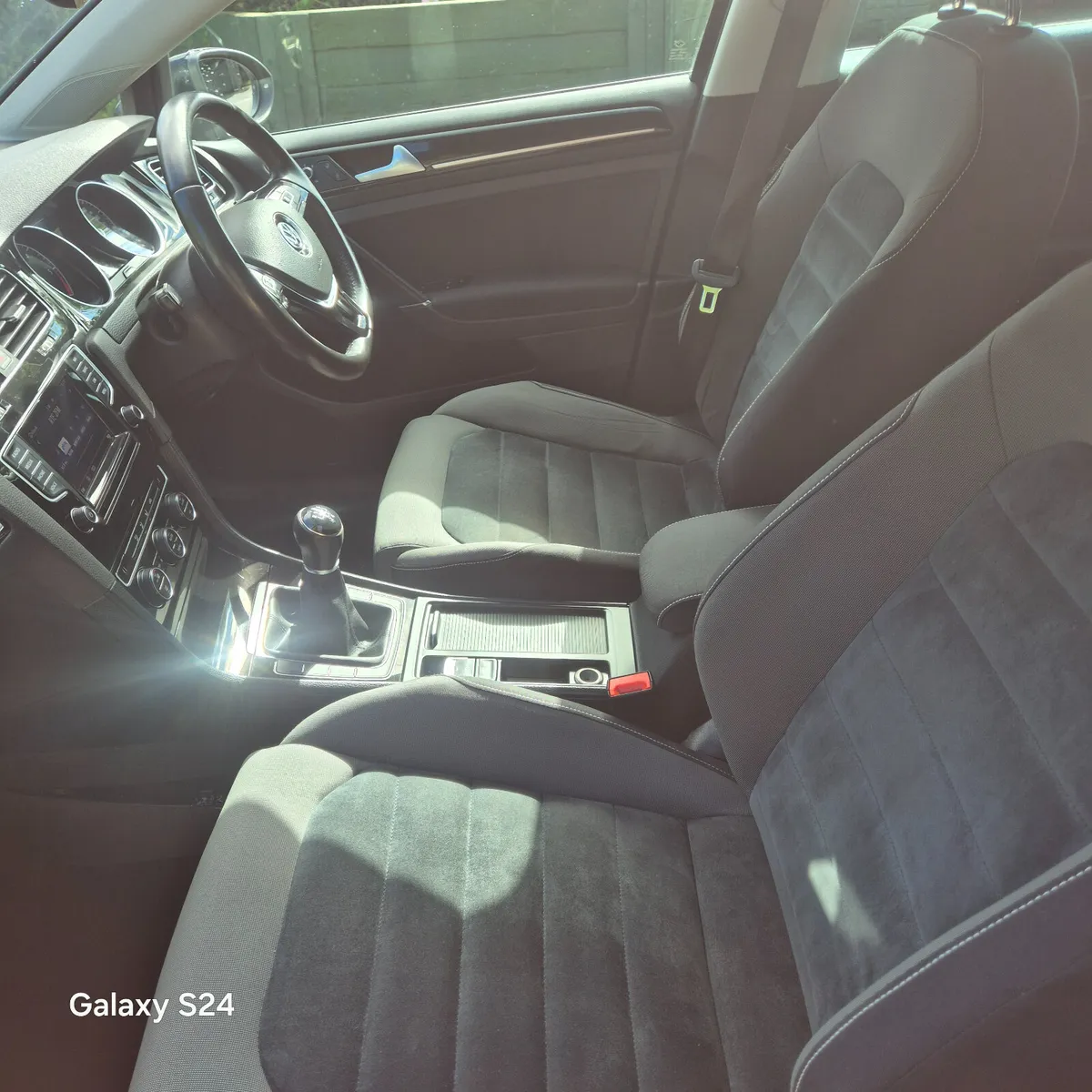 2015 Volkswagen Golf 1.6 tdi highline - Image 4