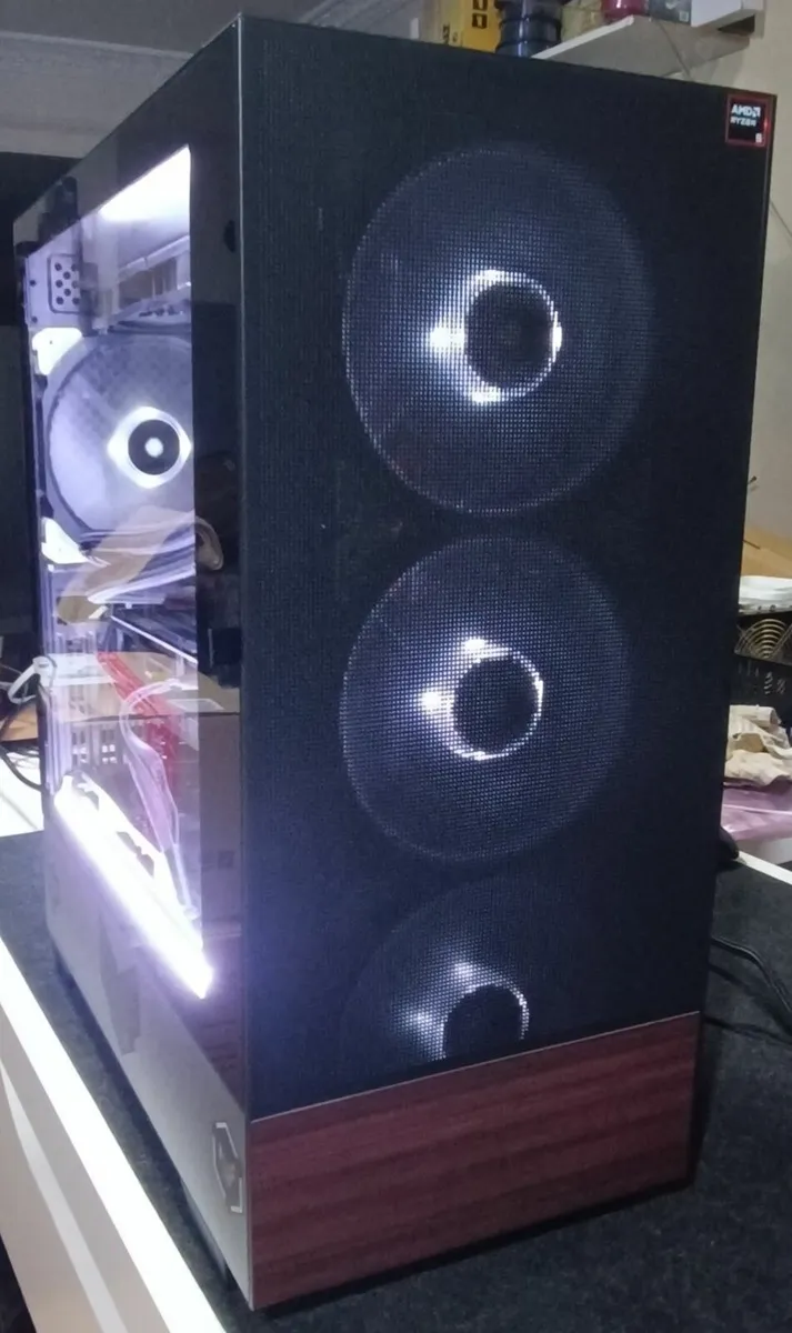MSI TUF Ryzen 5 RTX 5070 Gaming PC - Image 1