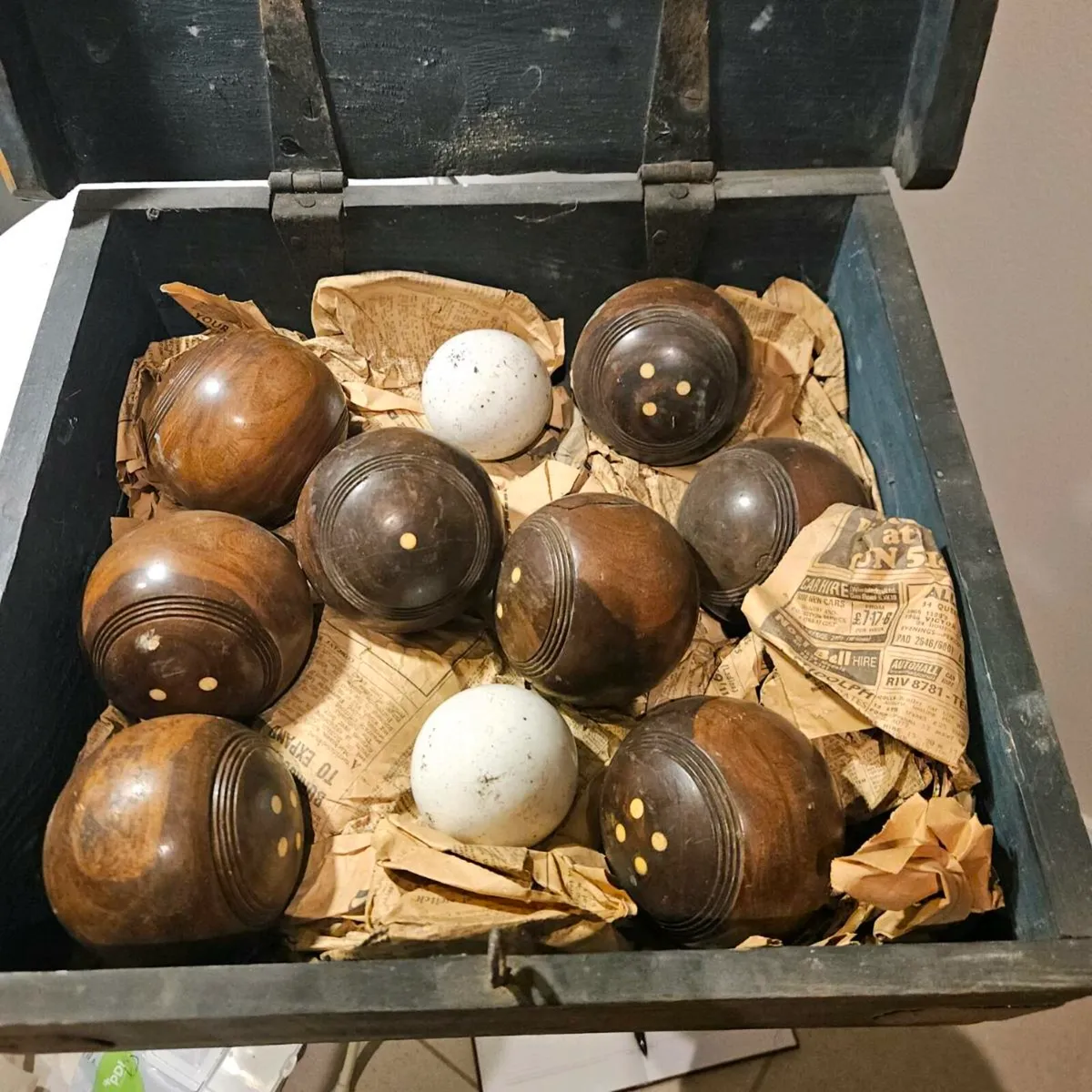 Antique lawn bowls - Image 1