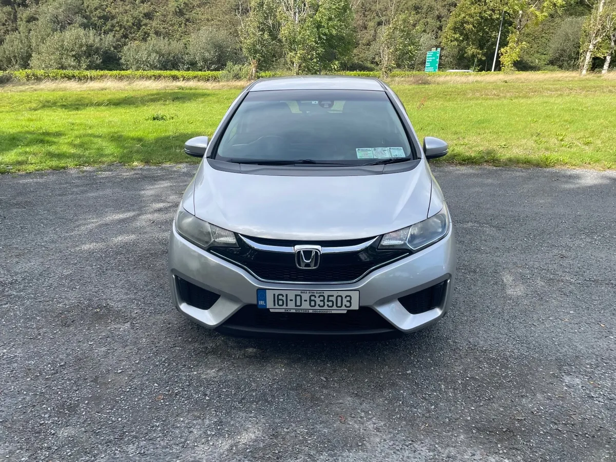161Honda Fit GP5 1.5 hybrid  nct 9/27 - Image 3