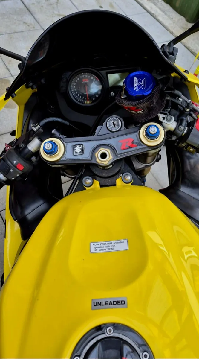 Suzuki gsxr 600 k4 - Image 3