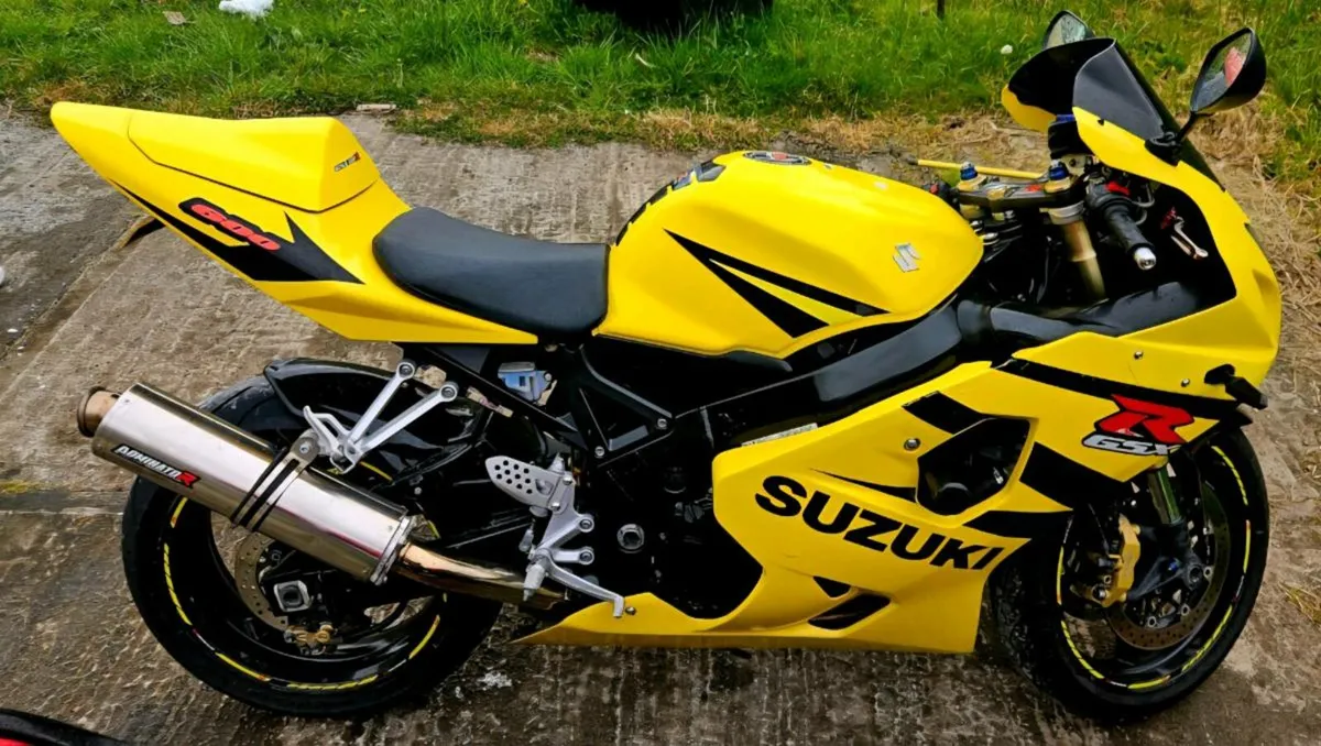 Suzuki gsxr 600 k4 - Image 1
