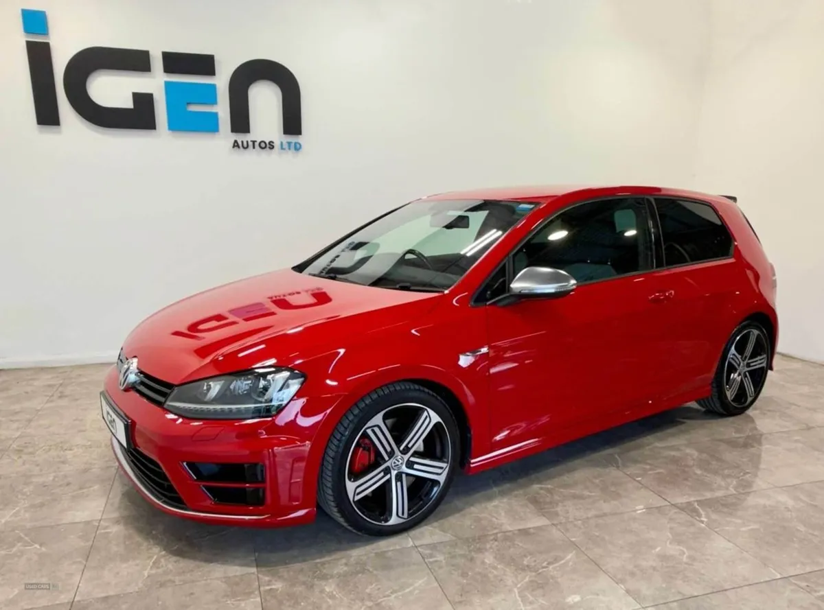 Volkswagen Golf 2.0 Golf R DSG 4WD 3dr - Image 1