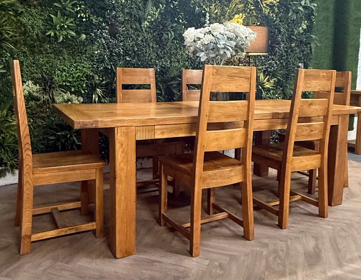 Large extending oak kitchen table & 6 chairs/dinin - Image 2