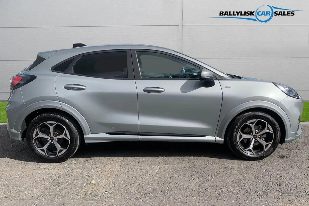 Ford Puma 1.0t 125PS St-line in Solar Silver With - Image 3