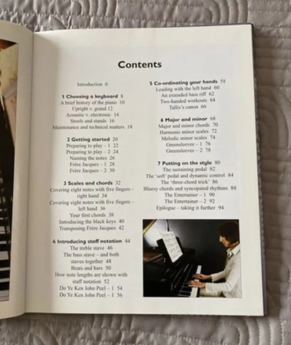 Book - Learn to play the piano & Keyboard - Image 3