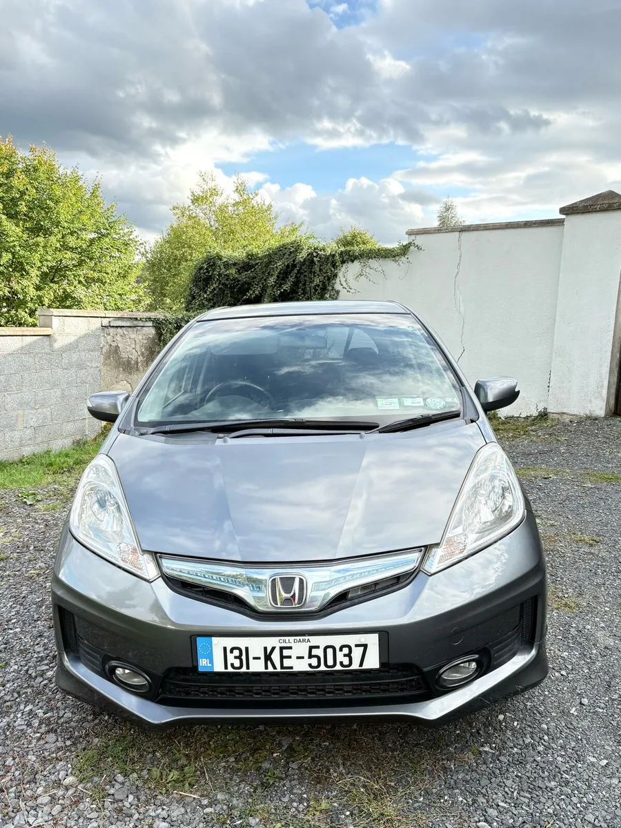Honda Fit / Jazz 1.5 Hybrid RS - Image 3