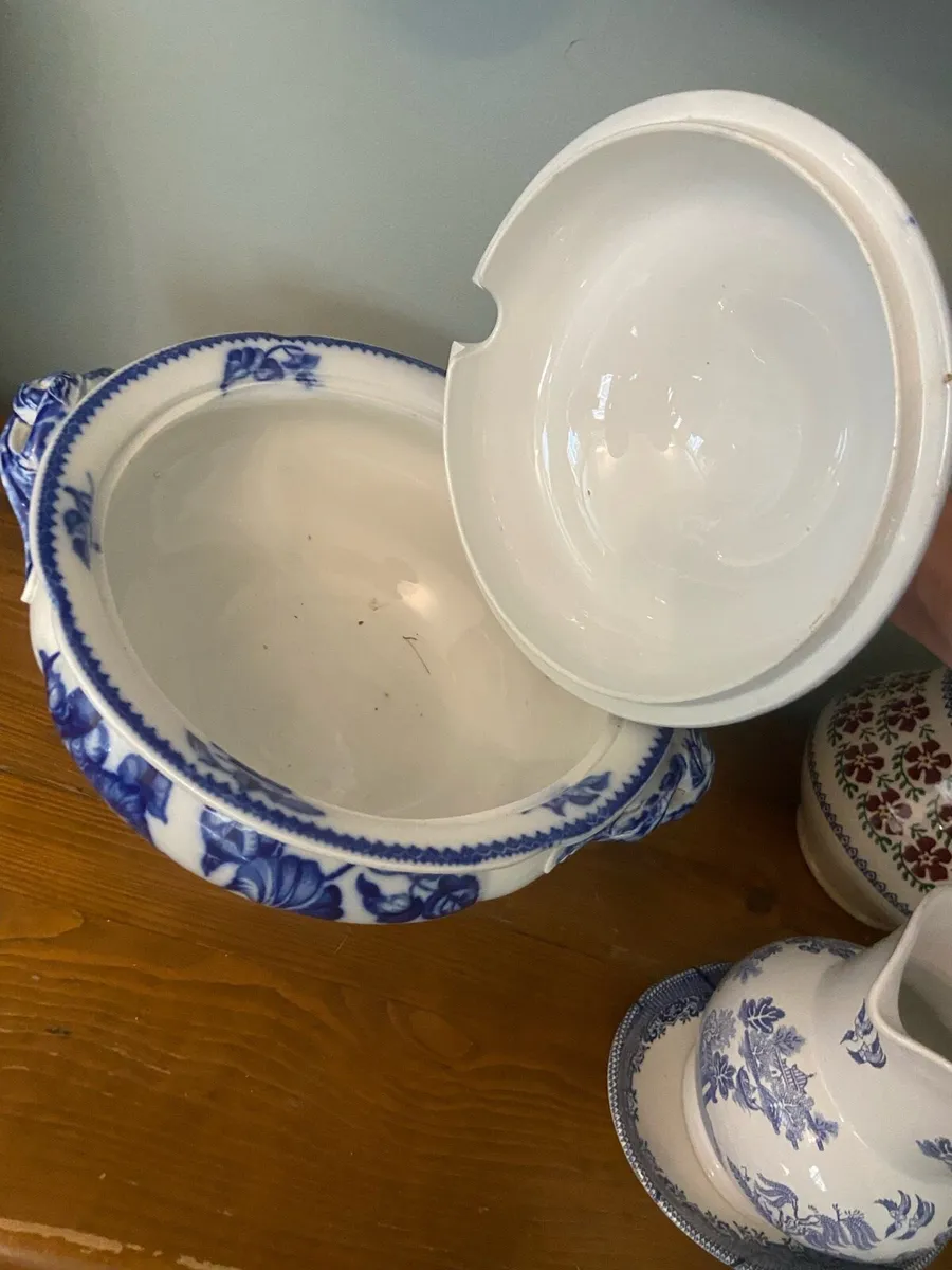 Antique bowl - Image 2