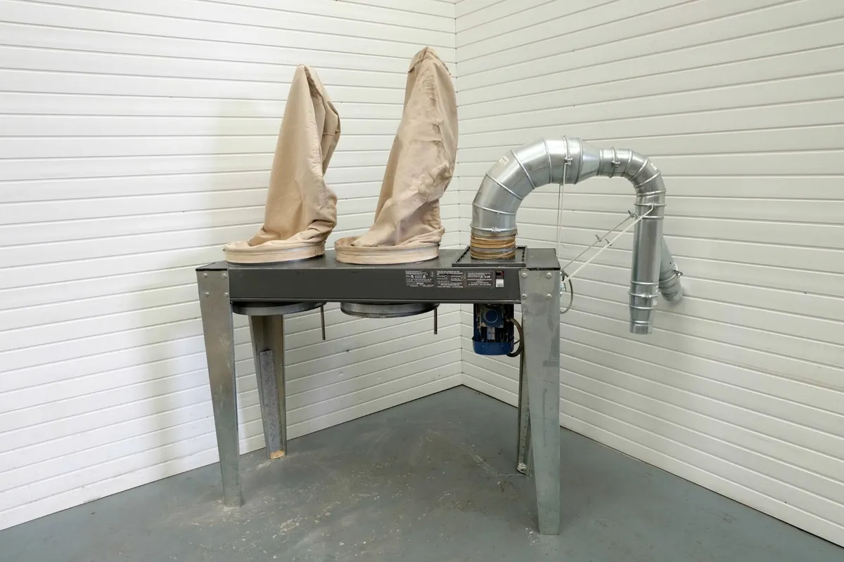 Twin bag dust extractor - Image 1