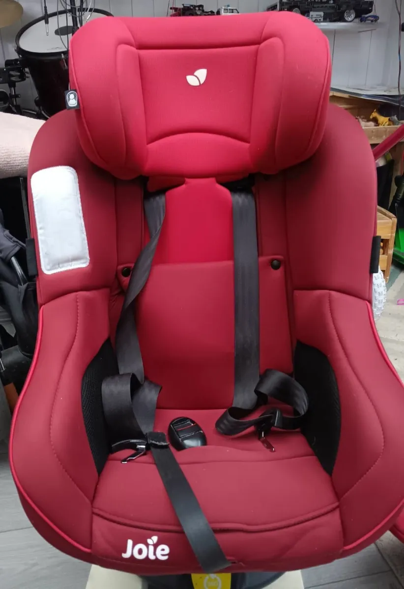 Car Seat - Image 1