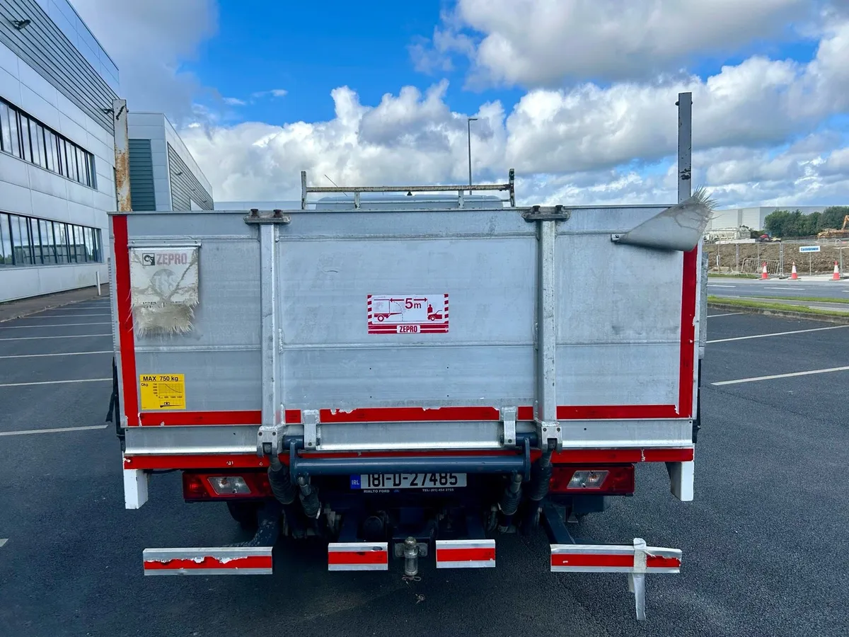 2018 Ford Transit Dropside with tail lift - Image 4