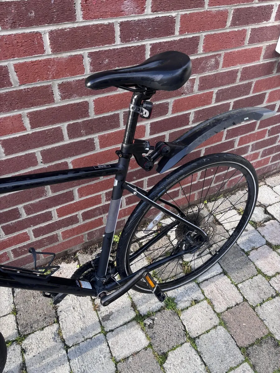 Black Cannondale Road Bike - Image 2