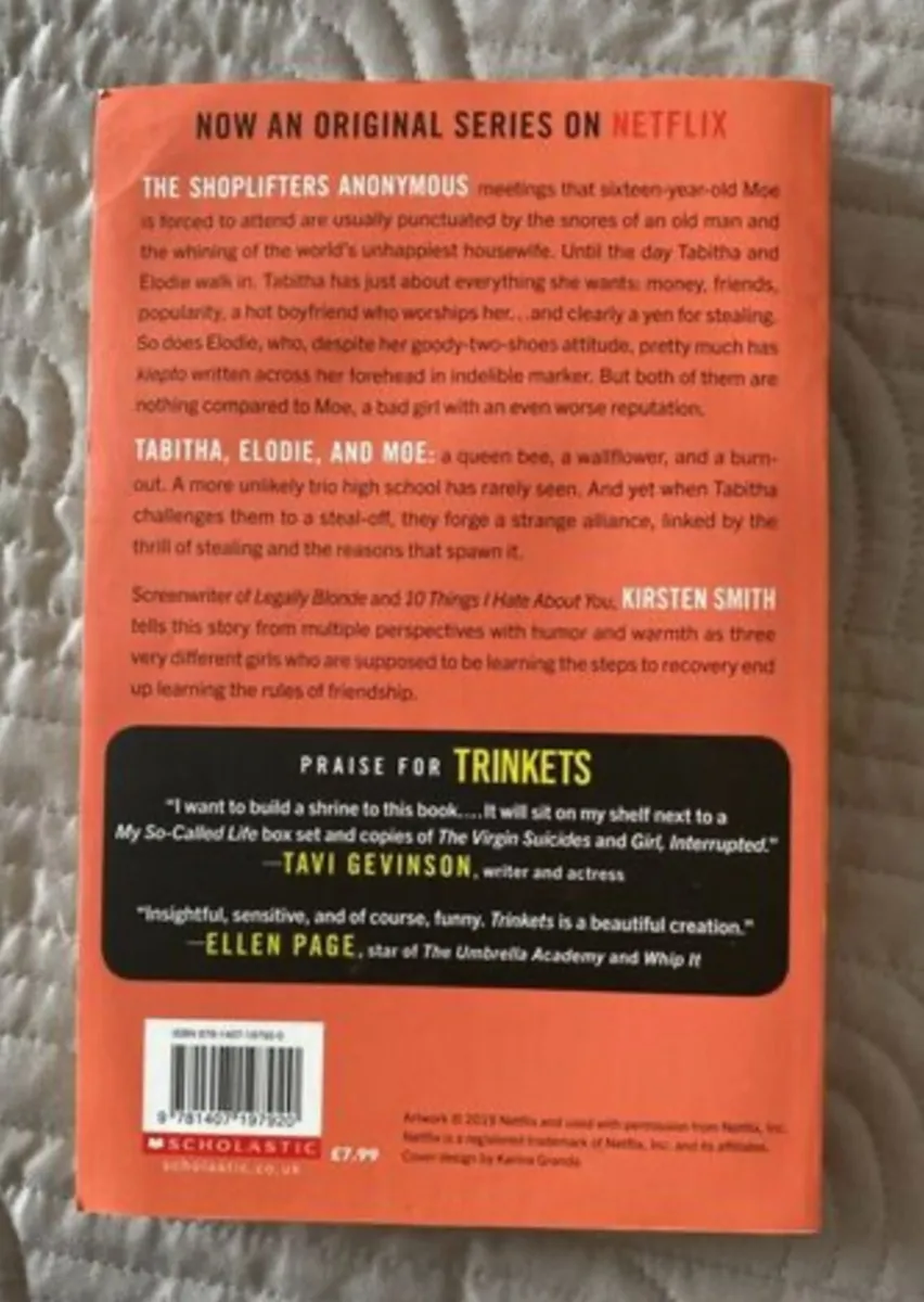 Book - Kirsten Smith - Trinkets - Image 2