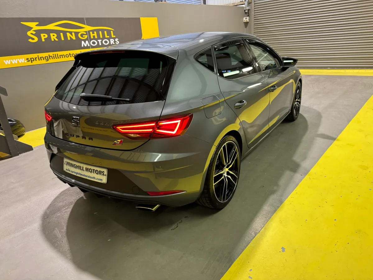 172 SEAT Leon Cupra 2.0Tsi 300BHP Auto DSG 5DR - Image 4